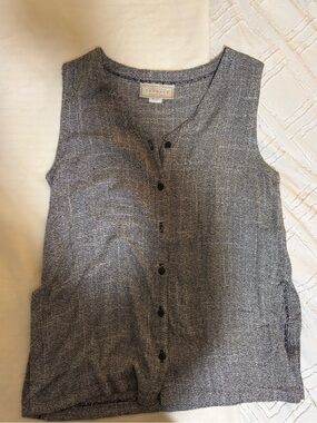 Vintage Express Grey Sleeveless Button Front Shell